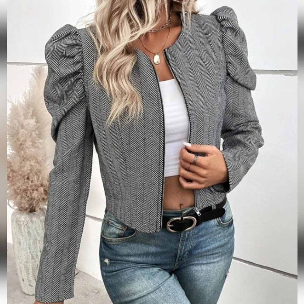 SHEIN Zip Front Crop Jacket